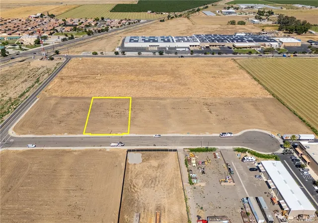 Photo 1 of Land for sale at 215 Commerce, Los Banos, CA 93635 | MLS# MC26134590 | Listing updated on 2026-06-20