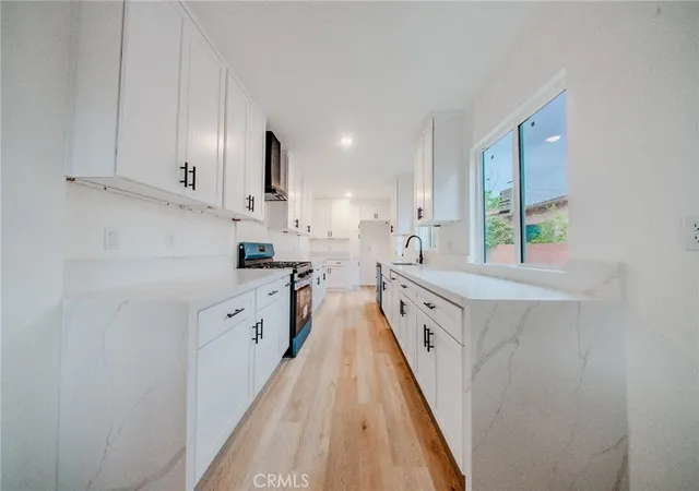 Photo 4 of Single family home for sale at 2549 Kansas, South Gate, CA 90280 | MLS# CV26132748 | Listing updated on 2026-09-02