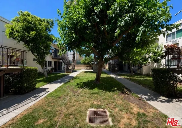 3rd image of 7141 Coldwater Canyon Ave #5, North Hollywood, CA 91605 | MLS# 26849989