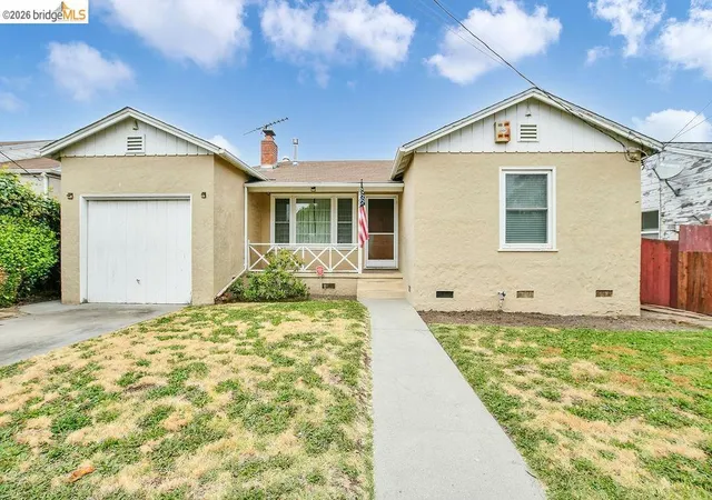 Homes for sale in Richmond, CA | 929 31st Street, Richmond, CA 94804 | MLS# 41139043