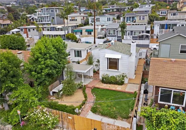 Photo 3 of Single family home for sale at 31711 Fairview Rd, Laguna Beach, CA 92651 | MLS# OC26134519 | Listing updated on 2026-06-20