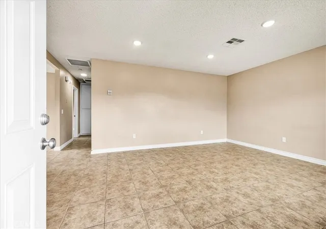 Homes for sale in 29 Palms, CA | 5415 Cahuilla, 29 Palms, CA 92277 | MLS# JT26134649