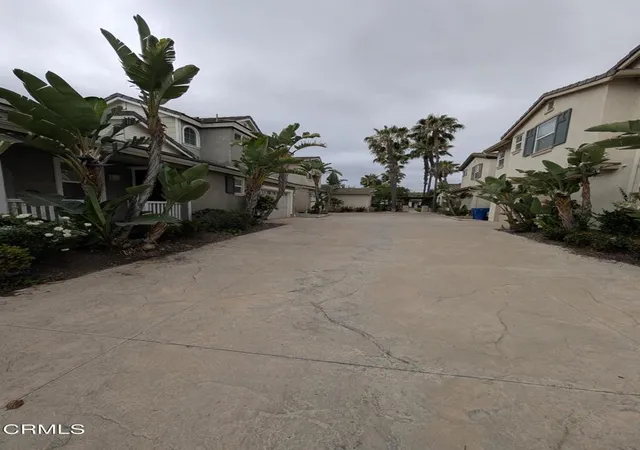 Homes for sale in Camarillo, CA | 417 Spring Park Rd, Camarillo, CA 93012 | MLS# V1-37105
