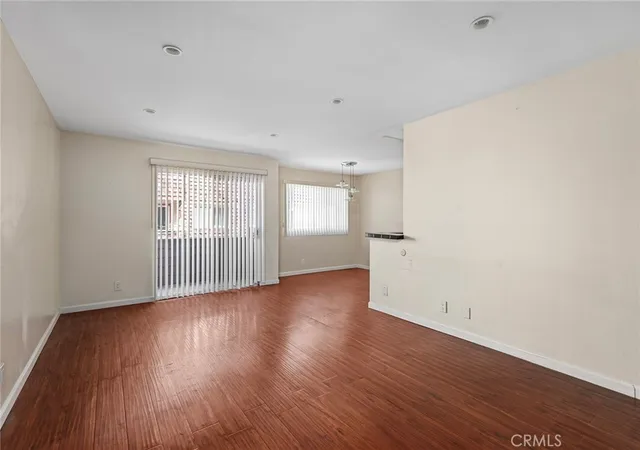4th image of 5349 Newcastle #20, Encino, CA 91316 | MLS# SR26134304