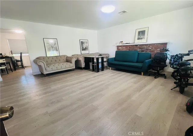 Photo 2 of Single family home for sale at 556 W Campus View, Riverside, CA 92507 | MLS# WS26134678 | Listing updated on 2026-10-04