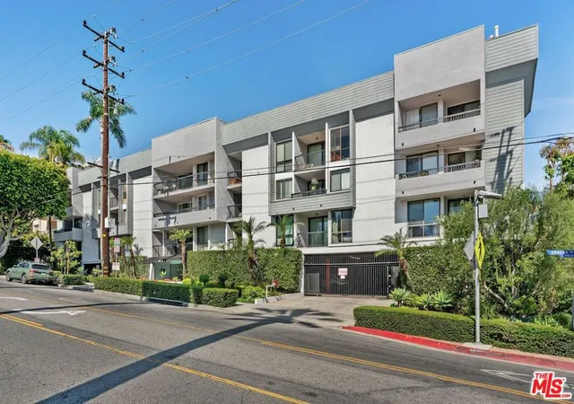 31st image of 906 N Doheny Dr #311, West Hollywood, CA 90069 | MLS# 26850073