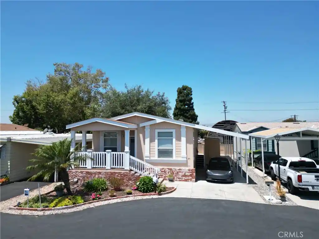 Photo 1 of Manufactured home for sale at 211 Albatross Ln, Fountain Valley, CA 92708 | MLS# OC26134738 | Listing updated on 2026-10-22