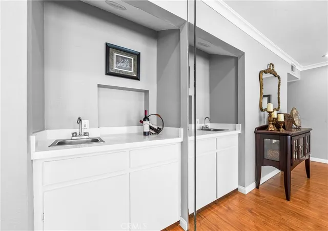 Listing Photo 5 - Condo for sale in building located at 16578 Nube Ln, Huntington Beach, CA 92649