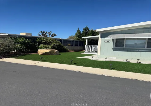 Photo 2 of Sale Pending at 7501 Palm Ave, Yucca Valley, CA 92284 | MLS# JT26134765 | Listing updated on 2026-09-15