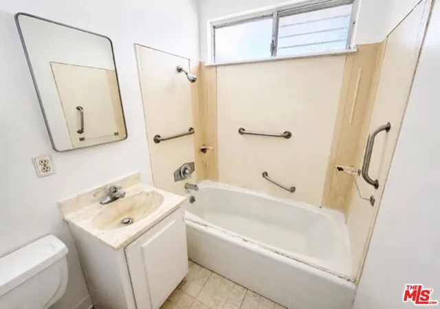 Homes for sale in North Hollywood, CA | 7137 Coldwater Canyon Ave #12, North Hollywood, CA 91605 | MLS# 26850103