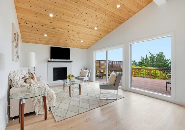 3rd image of 27 Midway Ave, Mill Valley, CA 94941 | MLS# ML82037385