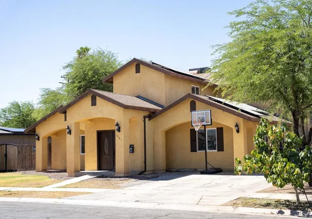 Homes for sale in El Centro, CA | 1561 W Heil Ave, El Centro, CA 92243 | MLS# PTP2604727