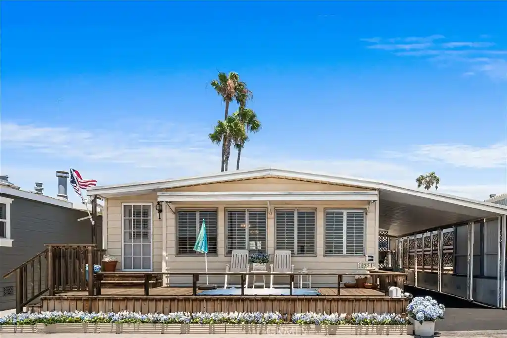 Photo 1 of Manufactured home for sale at 6231 E Marina View Dr #203, Long Beach, CA 90803 | MLS# PW26134632 | Listing updated on 2026-10-20