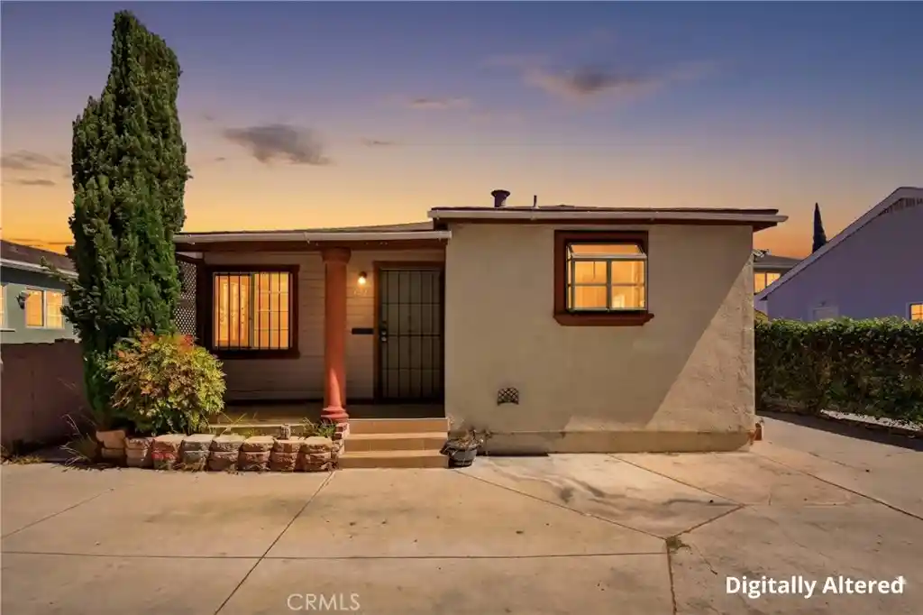 Multi family home for sale at 2901 East 65th, Long Beach, CA 90805 | MLS# RS26132898