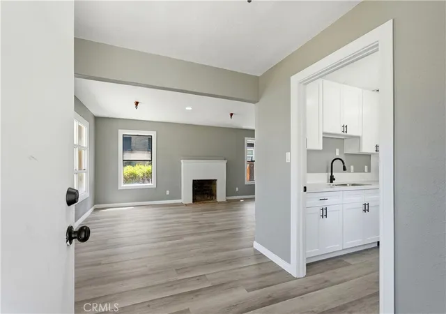 3rd image of 1002 Lochbrae Rd, Sacramento, CA 95815 | MLS# OC26133237