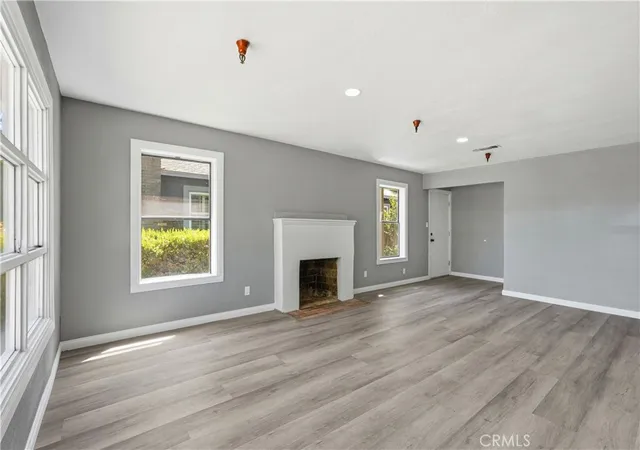 4th image of 1002 Lochbrae Rd, Sacramento, CA 95815 | MLS# OC26133237