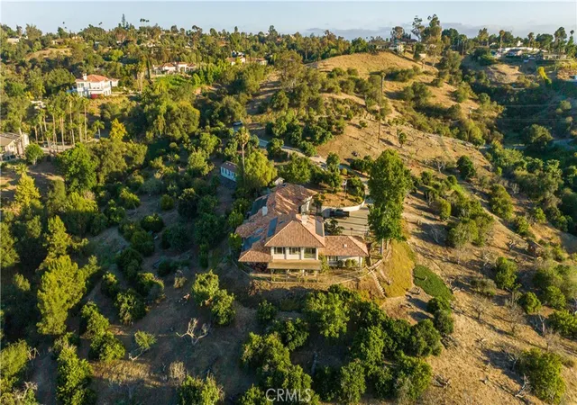 4th image of 1109 N Stage Coach, Fallbrook, CA 92028 | MLS# OC26134563