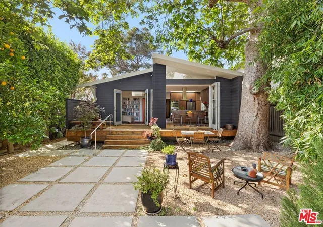 Single family home for sale at 712 Copeland Ct, Santa Monica, CA 90405 | MLS# 26840001