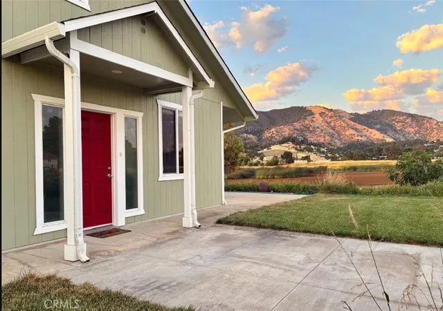 Homes for sale in Upper Lake, CA | 2260 Lakeshore, Upper Lake, CA 95485 | MLS# LC26133182