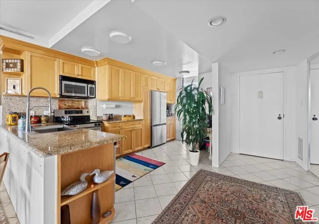 Homes for sale in Marina Del Rey, CA | 4265 Marina City Dr #1005, Marina Del Rey, CA 90292 | MLS# 26850215