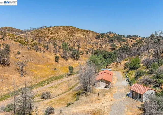 4th image of 51000 Mines Rd, San Jose, CA 95140 | MLS# 41139100