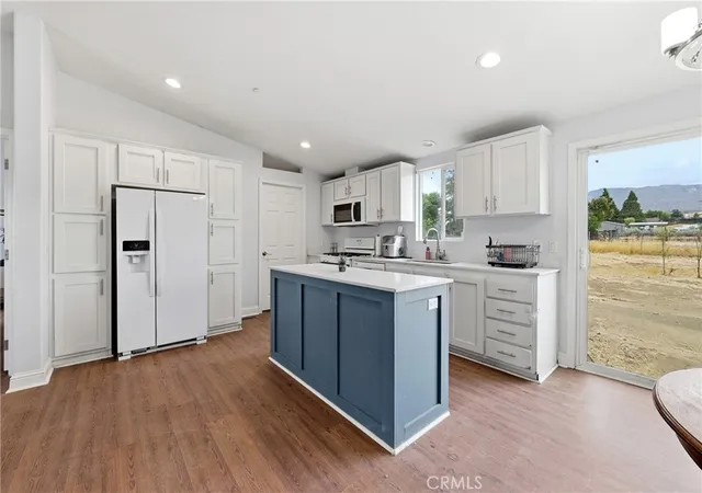 Photo 3 of Manufactured home for sale at 56570 Valley View, Anza, CA 92539 | MLS# IG26133783 | Listing updated on 2026-09-12