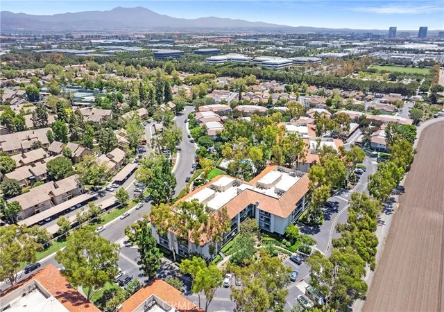 3rd image of 4206 Apricot #4206, Irvine, CA 92618 | MLS# OC26133381