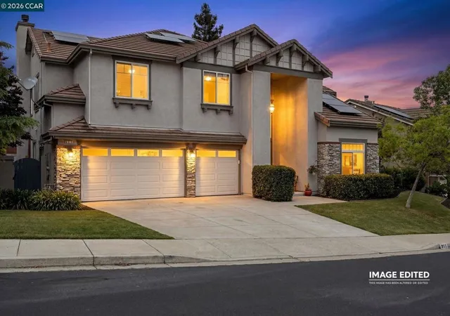Homes for sale in Concord, CA | 911 Autumn Oak Cir, Concord, CA 94521 | MLS# 41139105