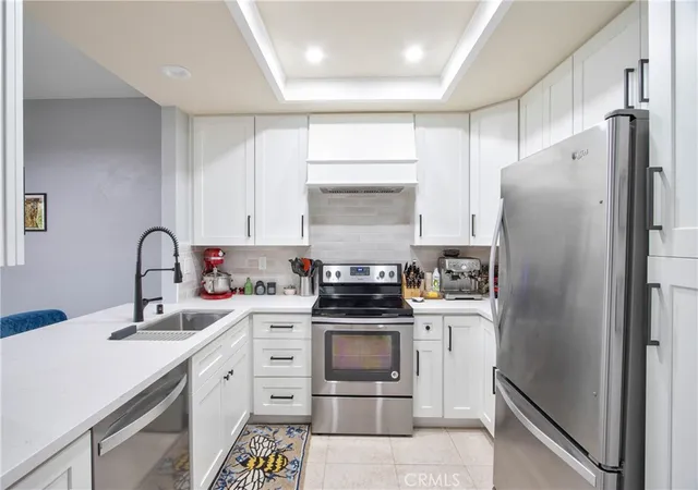 Photo 2 of Condo for sale at 926 Lupine Hills Dr #15, Vista, CA 92081 | MLS# SW26134995 | Listing updated on 2026-10-07