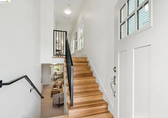 4th image of 368 Hudson, Oakland, CA 94618 | MLS# 41139111