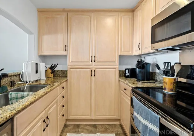 3rd image of 3890 Nobel Dr #1505, San Diego, CA 92122 | MLS# 260015060SD
