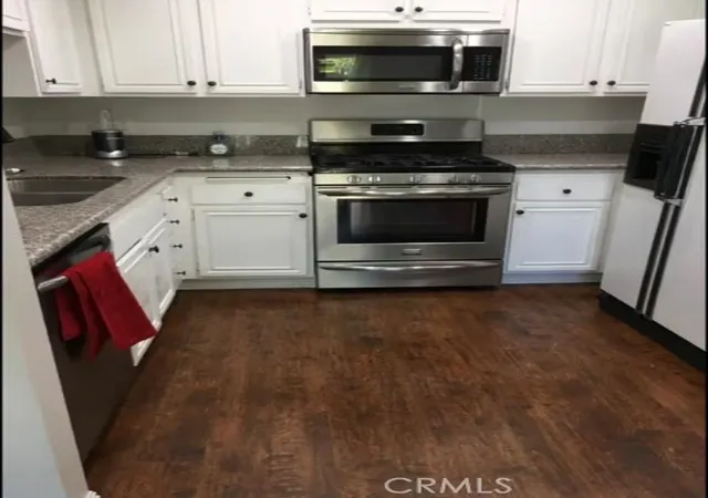 Homes for sale in Valencia, CA | 25711 Tournament, Valencia, CA 91355 | MLS# SW26135084