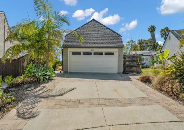 Homes for sale in Carlsbad, CA | 4539 Chancery Ct, Carlsbad, CA 92010 | MLS# NDP2605964