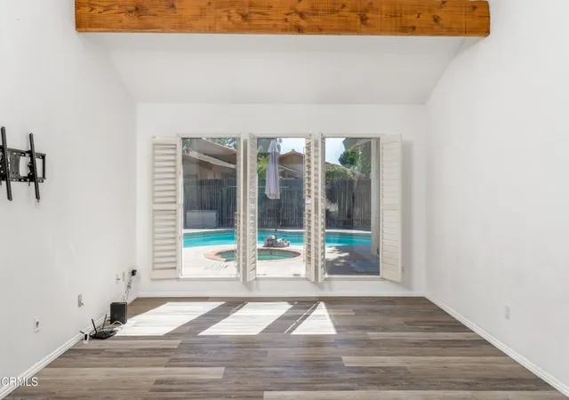 Photo 3 of Single family home for sale at 2601 Barrington St, Bakersfield, CA 93309 | MLS# V1-37122 | Listing updated on 2026-10-02