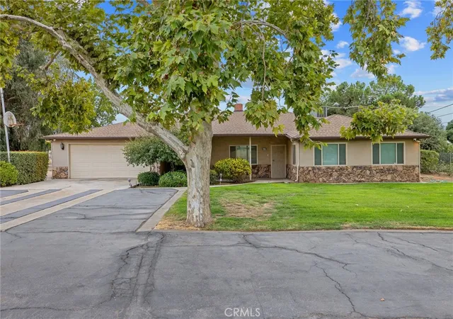 Homes for sale in Fresno, CA | 1714 N Blythe, Fresno, CA 93722 | MLS# FR26135128