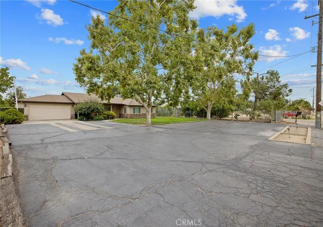 Homes for sale in Fresno, CA | 1714 N Blythe, Fresno, CA 93722 | MLS# FR26135128
