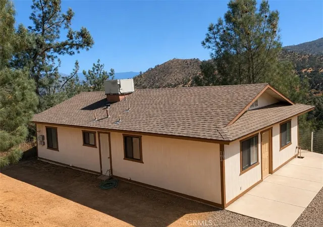 Homes for sale in Wofford Heights, CA | 103 Mardella, Wofford Heights, CA 93285 | MLS# SB26134998