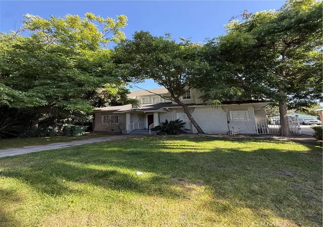 Single family home for sale at 1188 West 28th, Los Angeles, CA 90007 | MLS# AR26134176