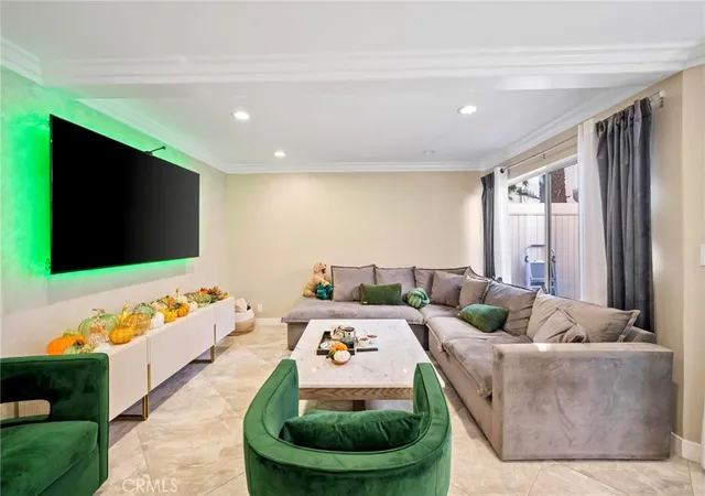 3rd image of 7924 Woodman Ave #78, Panorama City, CA 91402 | MLS# SR26118473