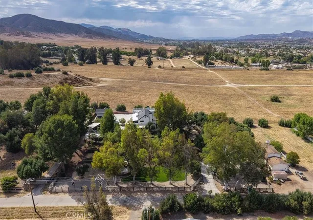 Homes for sale in Murrieta, CA | 42683 Juniper St, Murrieta, CA 92562 | MLS# SW26134937