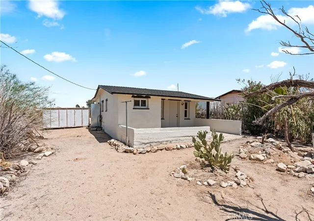 Homes for sale in 29 Palms, CA | 7379 Utah, 29 Palms, CA 92277 | MLS# SW26135296
