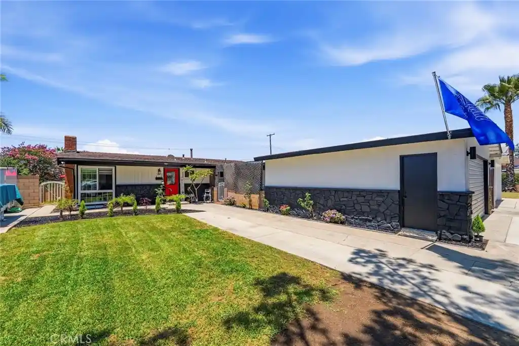 Photo 1 of Single family home for sale at 1013 N Lyman, Covina, CA 91724 | MLS# RS26134902 | Listing updated on 2026-08-19