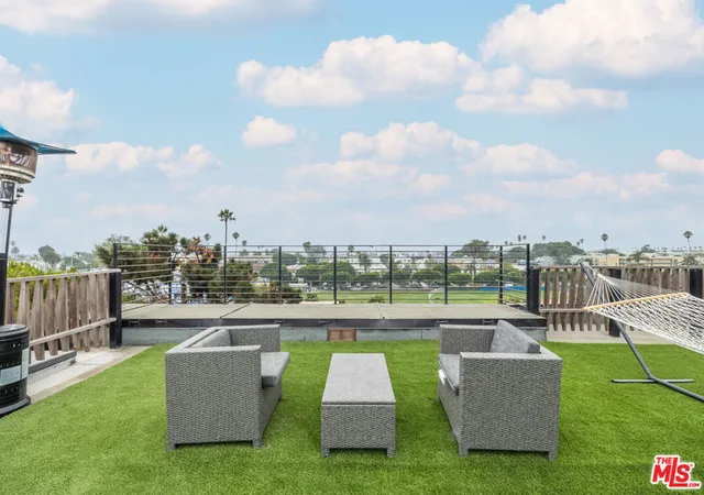 Photo 3 of Single family home for sale at 2460 Beverley Ave, Santa Monica, CA 90405 | MLS# 26850351 | Listing updated on 2026-09-22
