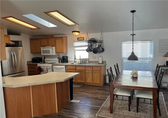5th image of 39950 7 Oaks #41, Angelus Oaks, CA 92305 | MLS# IG26135156