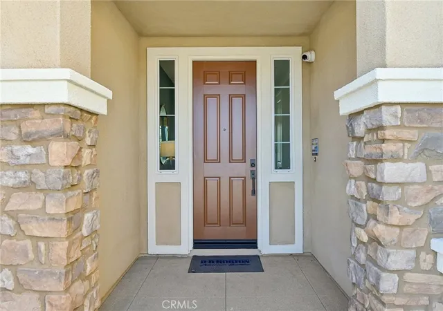 Photo 2 of Sale Pending at 6646 Sancerre Dr, Palmdale, CA 93551 | MLS# SW26135398 | Listing updated on 2026-10-02