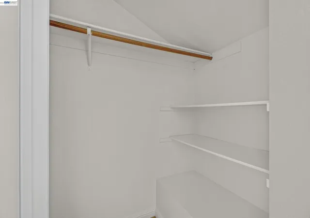 33rd image of 260 Estabrook St, San Leandro, CA 94577 | MLS# 41139145
