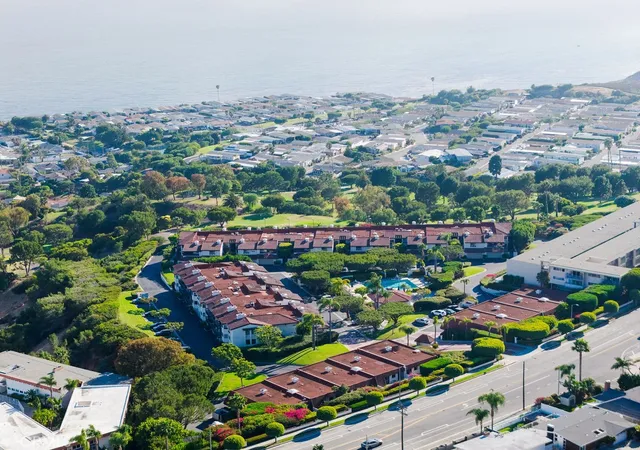 Homes for sale in San Pedro, CA | 2201 W 25Th St #3, San Pedro, CA 90732 | MLS# SB26135203