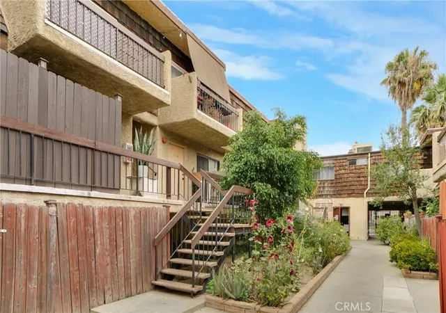 4th image of 15516 Nordhoff St #217, North Hills, CA 91343 | MLS# SR26135532