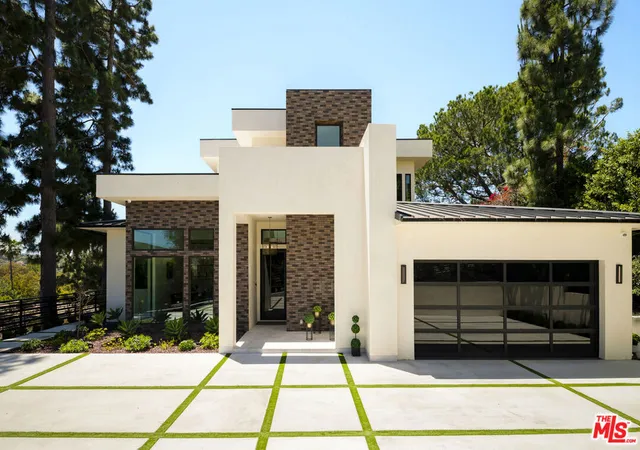 Photo 3 of Single family home for sale at 1367 Casiano Rd, Los Angeles, CA 90049 | MLS# 26849871 | Listing updated on 2026-06-30