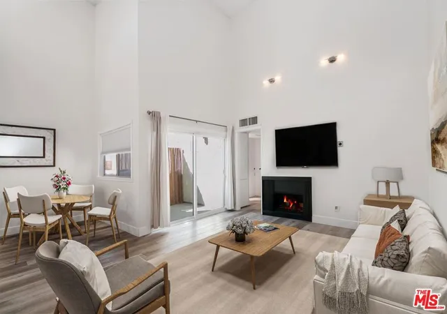 4th image of 1339 N Columbus Ave, Glendale, CA 91202